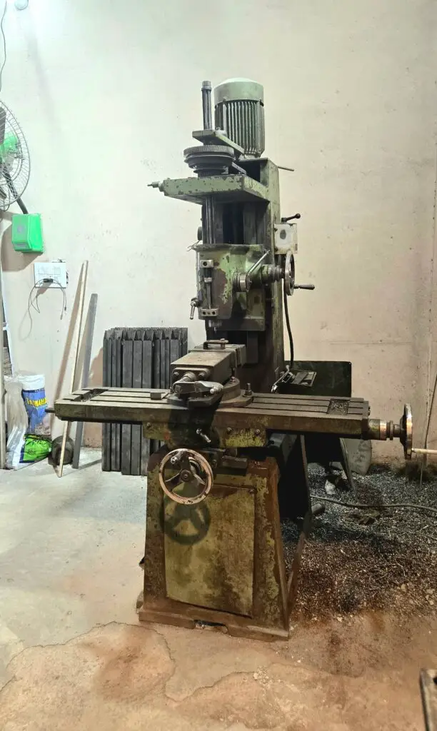 Vertical Milling Machine